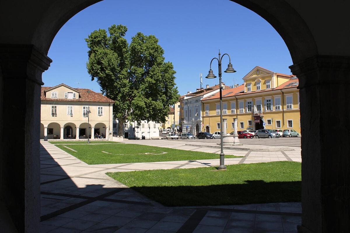 Gorizia Holiday Inn Rastello Suite Экстерьер фото