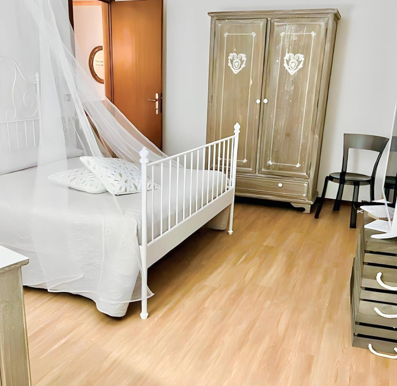 Gorizia Holiday Inn Rastello Suite Экстерьер фото